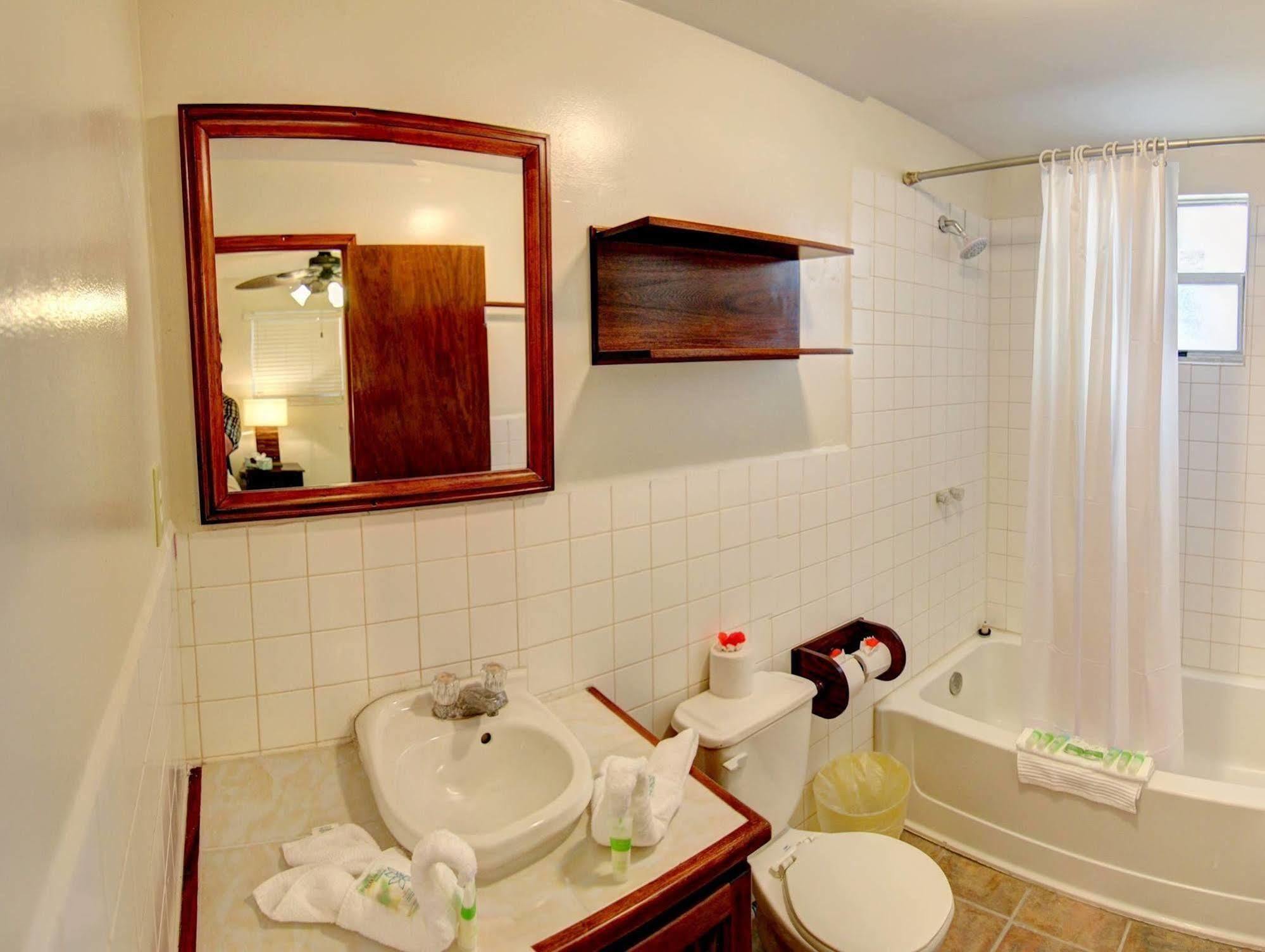 Blackbird Caye Resort Turneffe Atoll Exterior photo